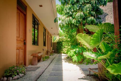 Hostal Horsburgh Island Guesthouse