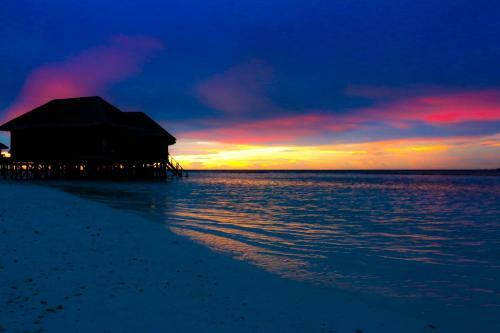 Hotel Vakarufalhi Maldives