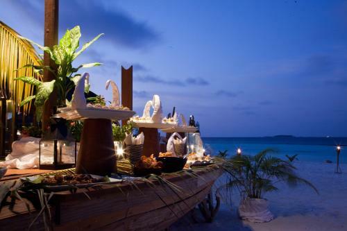 Hotel Vakarufalhi Maldives