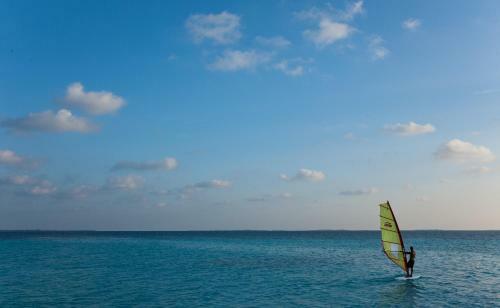 Hotel Vakarufalhi Maldives