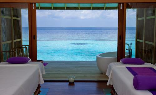 Hotel Vakarufalhi Maldives