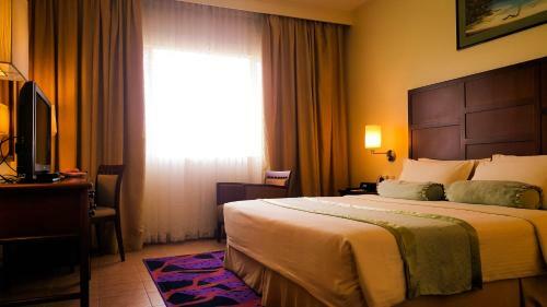 Hulhule Island Hotel