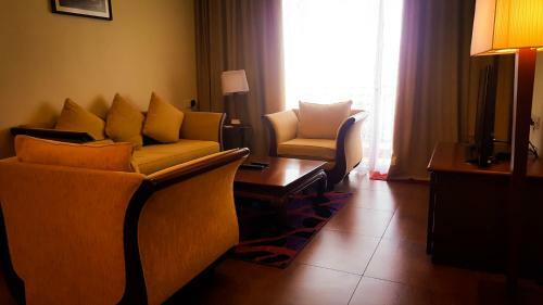 Hulhule Island Hotel