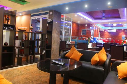 Hostal Rivethi Beach Hotel