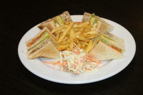 Hostal Rivethi Beach Hotel