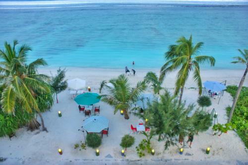 Hostal Rivethi Beach Hotel