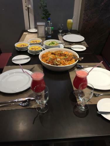 Hostal Rivethi Beach Hotel