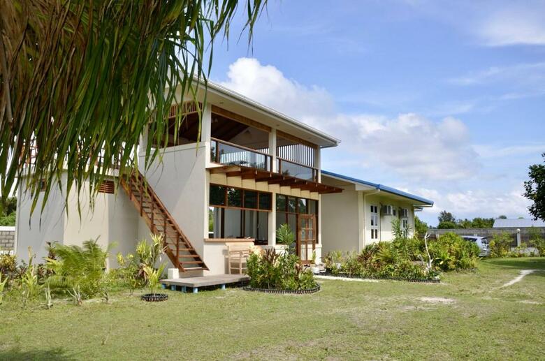 Hostal Nazaki Residences