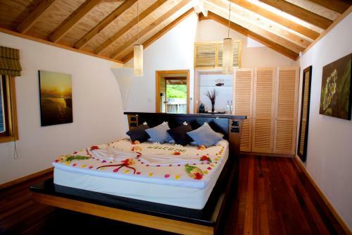 Hotel Kuredu Island Resort & Spa