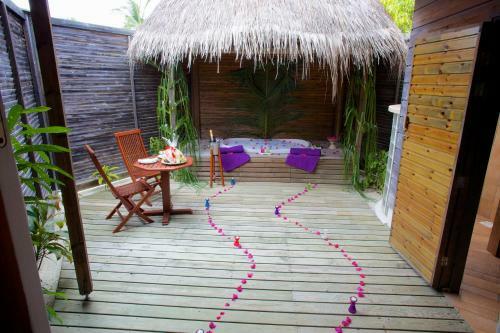 Hotel Kuredu Island Resort & Spa