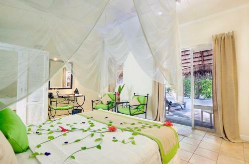 Hotel Kuredu Island Resort & Spa