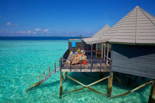 Hotel Komandoo Island Resort & Spa