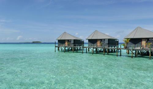 Hotel Komandoo Island Resort & Spa