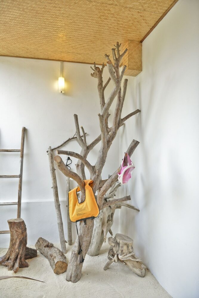 Hostal Rasdhoo View Inn