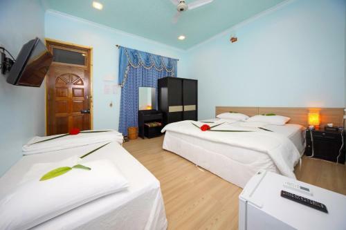 Hostal Rasdhoo Coralville