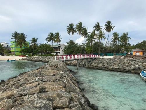 Hostal Rip Tide Vacation Inn, K.guraidhoo