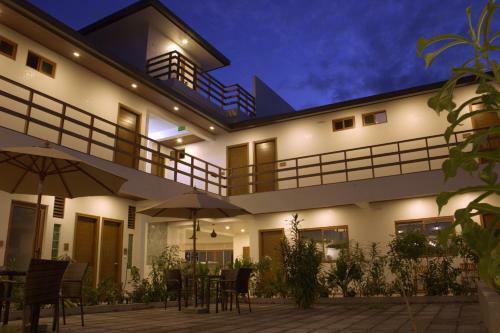 Hostal Olive Goidhoo