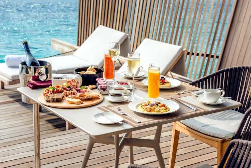 Hotel The St. Regis Maldives Vommuli Resort