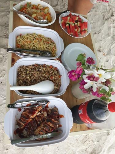 Hostal Kuri Beach View Inn