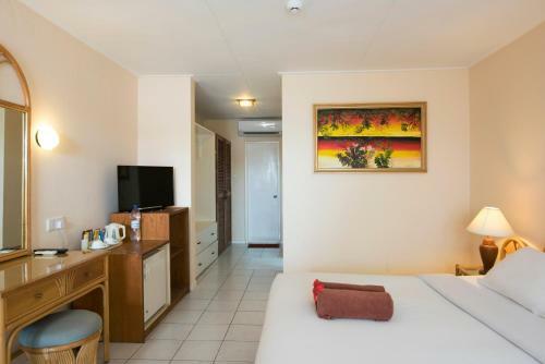 Hotel Holiday Island Resort