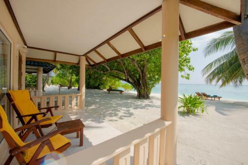Hotel Holiday Island Resort