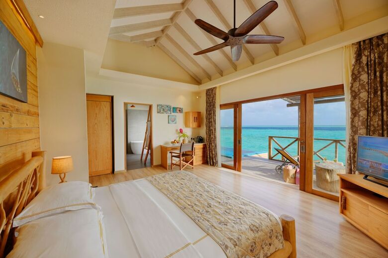 Hotel You & Me Maldives