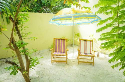 Hostal Whale Shark Inn