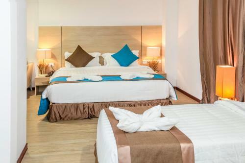 Hostal Beachwood Hotel And Spa At Maafushi