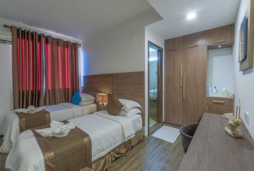 Hostal Beachwood Hotel And Spa At Maafushi