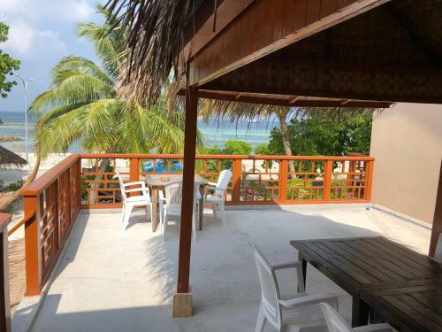 Hostal Island Cottage