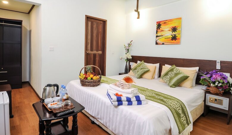 Hostal Salt Beach Hotel