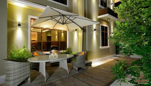 Hostal Marina Boutique Hotel