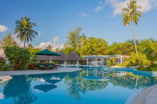 Hotel Equator Village Resort