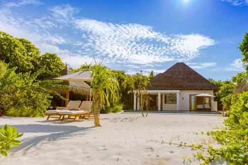 Hotel Hideaway Beach Resort & Spa