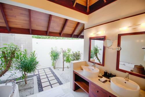 Hotel Robinson Club Maldives Adults Only