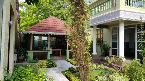 Hostal Umet Stay