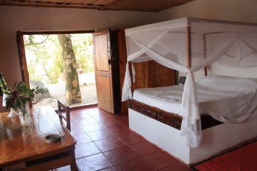 Hotel Njaya Lodge