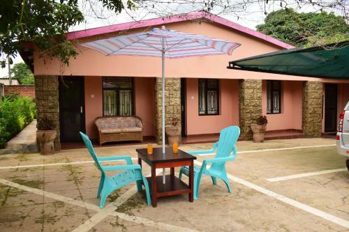 Hostal 244 Guest House