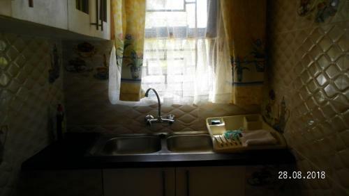 Hostal 244 Guest House