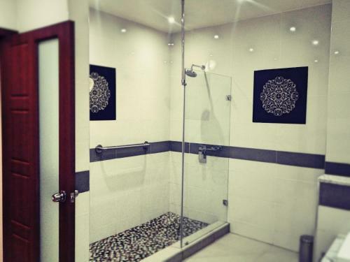 The Grand Palace Hotel