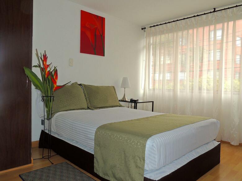 Hotel Portal De Mil�n