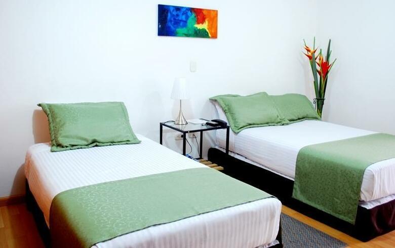 Hotel Portal De Mil�n