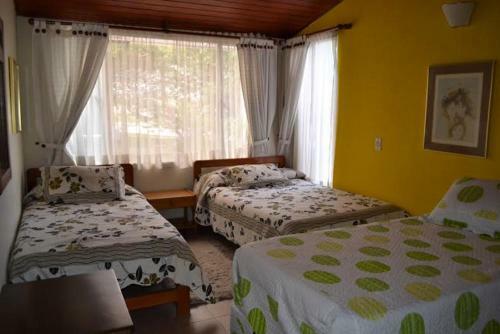 Hostal Miravalle Suites