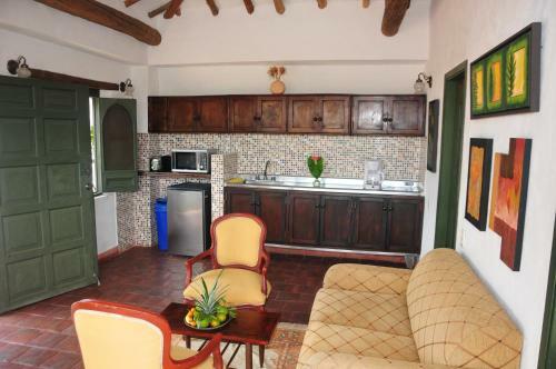 Hotel Hostal Mision Santa Barbara