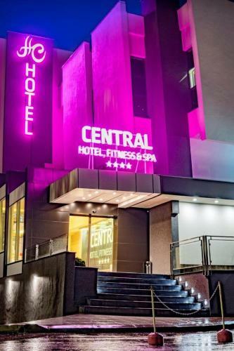 Central Hotel, Fitness And Spa