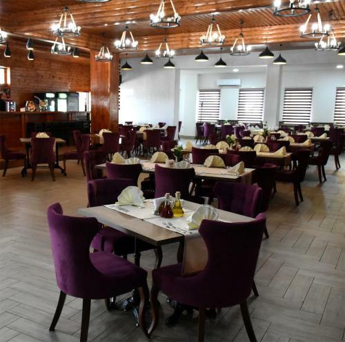 Hotel And Winery Lozar