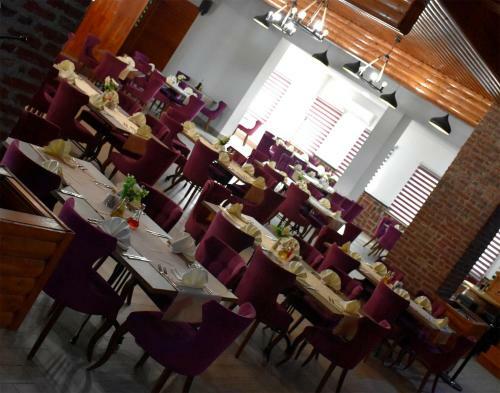 Hotel And Winery Lozar