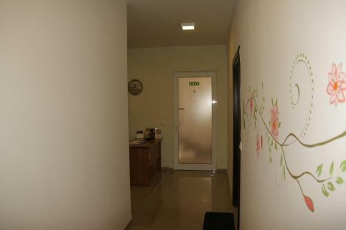 Hostal Apartments Lotus
