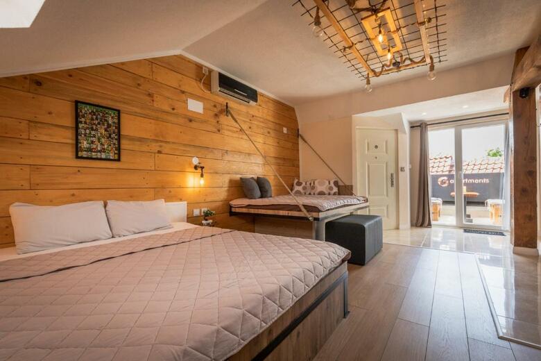 G Apartment