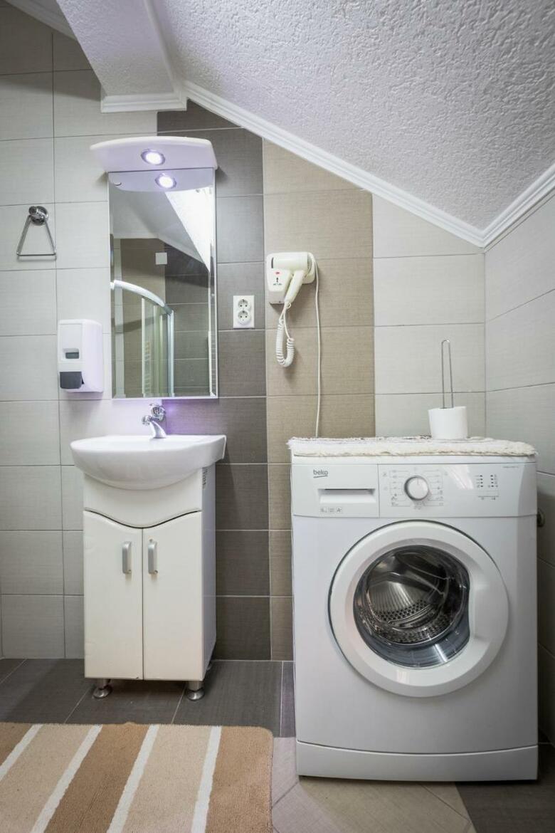 G Apartment